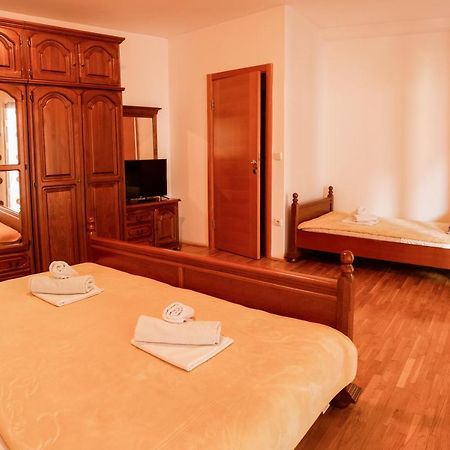 Apartments And Rooms Marija Budva Kültér fotó