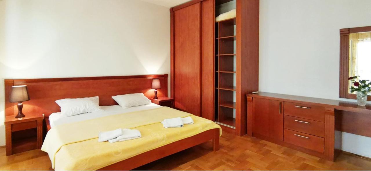 Apartments And Rooms Marija Budva Kültér fotó