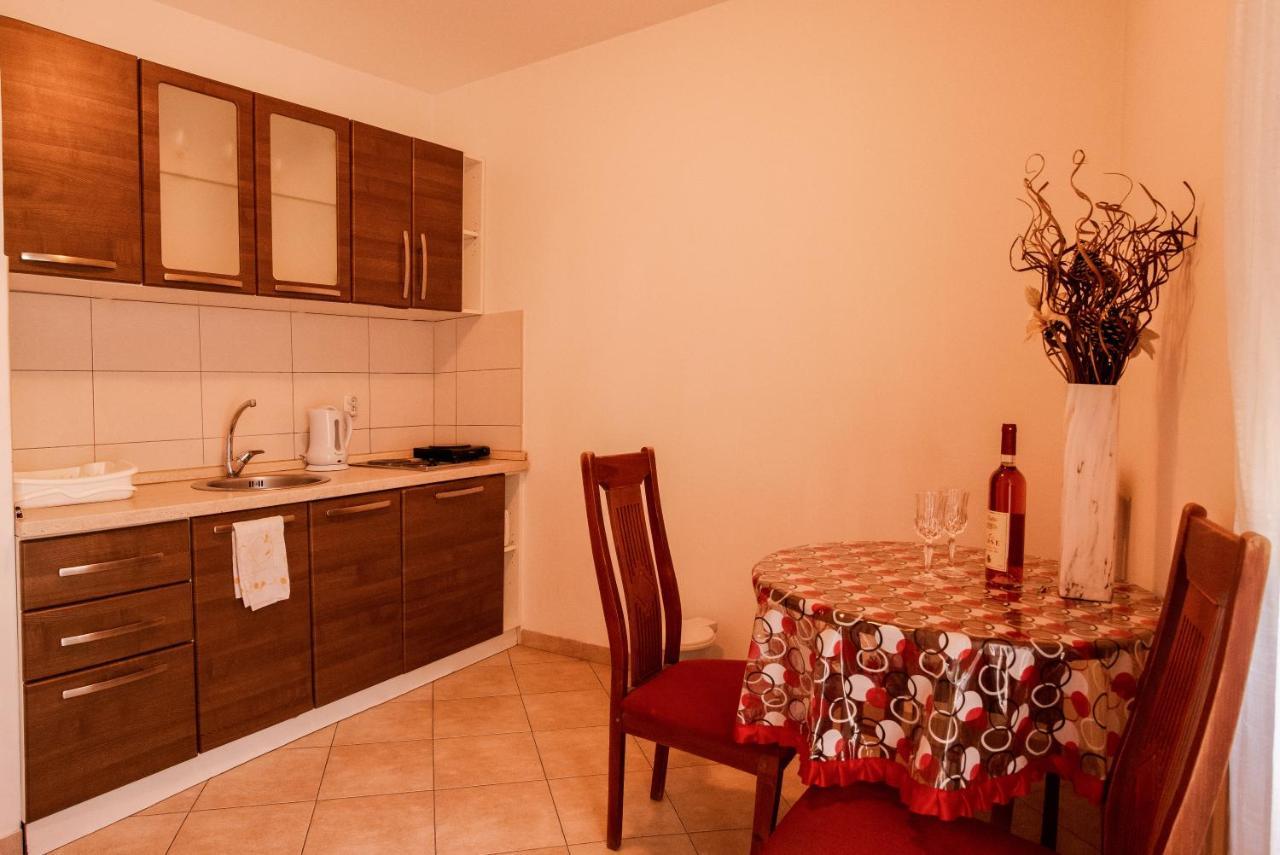 Apartments And Rooms Marija Budva Kültér fotó