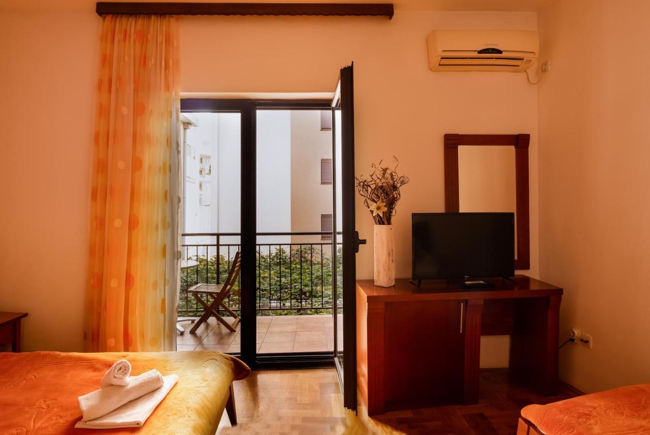 Apartments And Rooms Marija Budva Kültér fotó