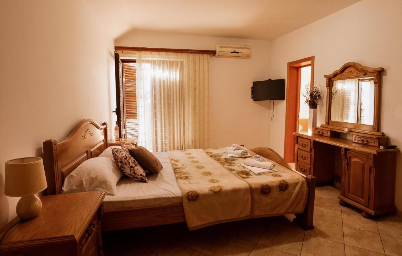 Apartments And Rooms Marija Budva Kültér fotó