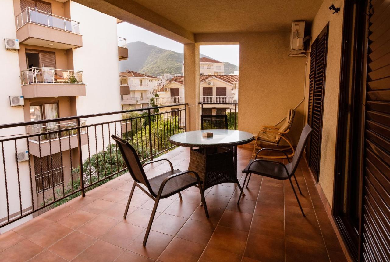 Apartments And Rooms Marija Budva Kültér fotó