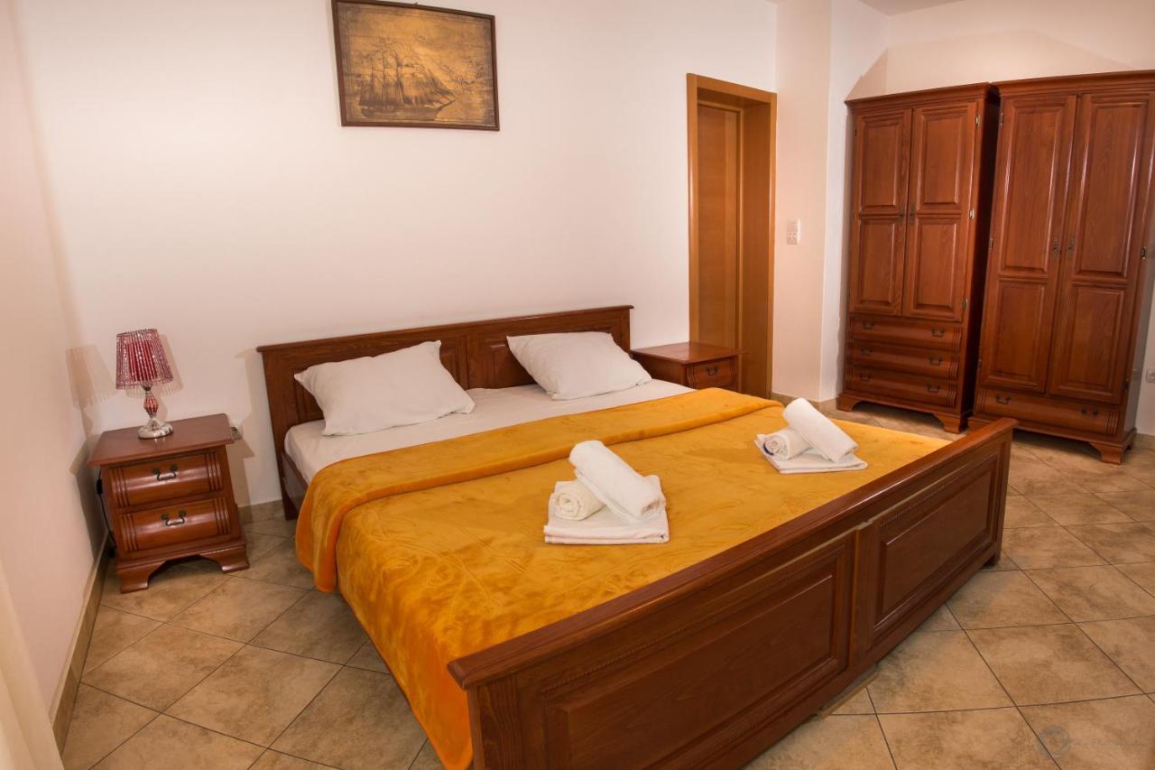 Apartments And Rooms Marija Budva Kültér fotó