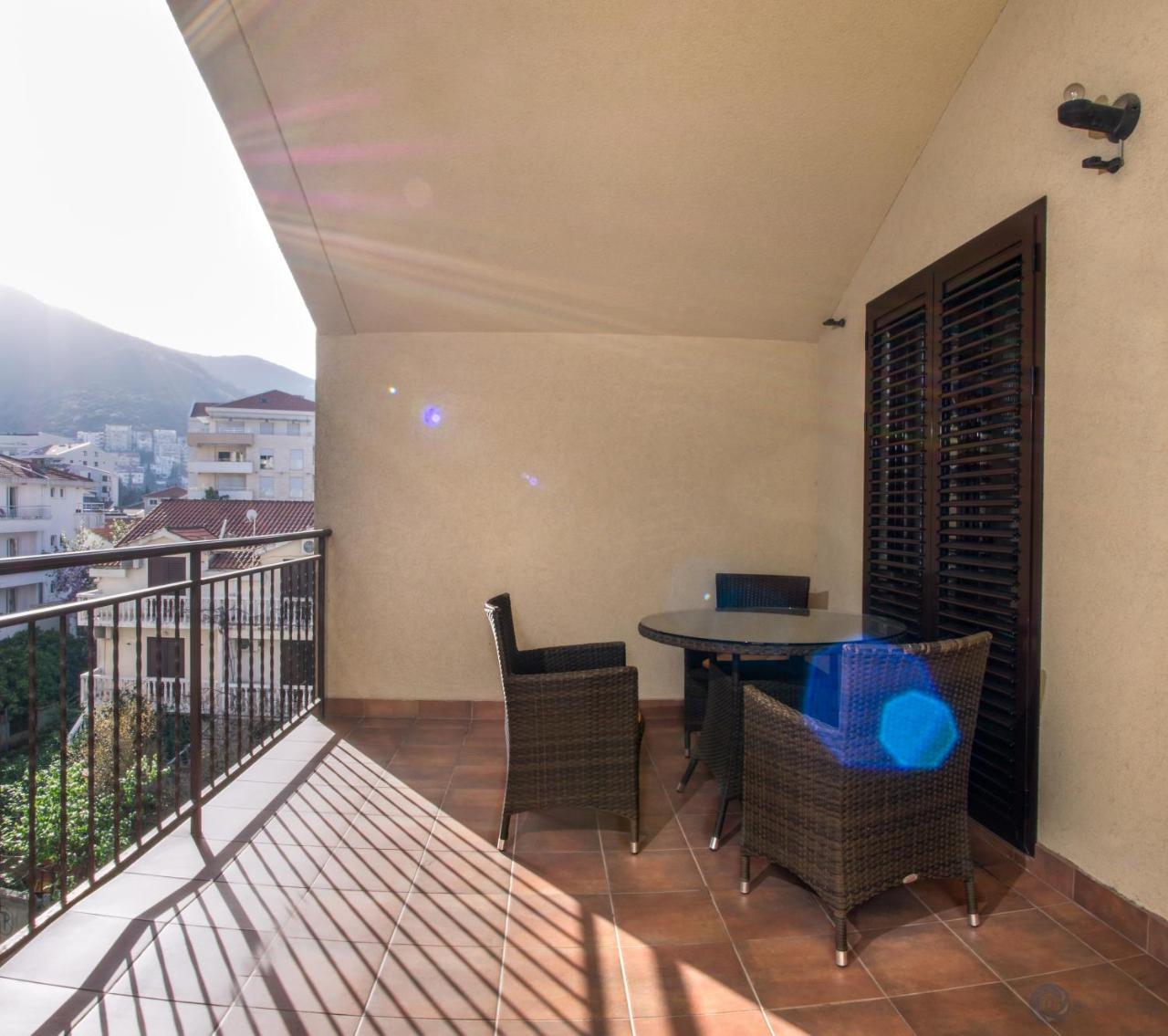 Apartments And Rooms Marija Budva Kültér fotó